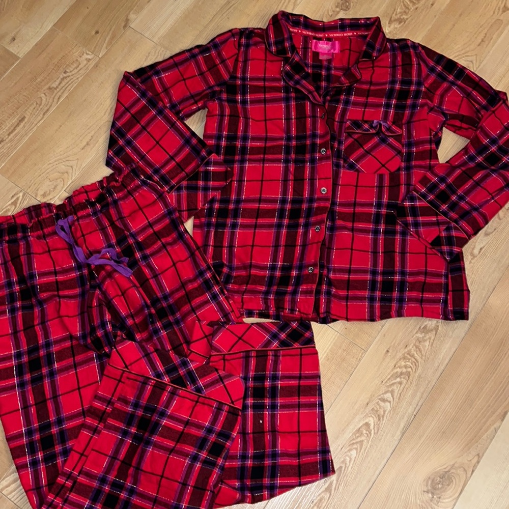 VICTORIA'S SECRET RED PLAID FLANNEL SHIMMER PJ SET GOLD PLAID